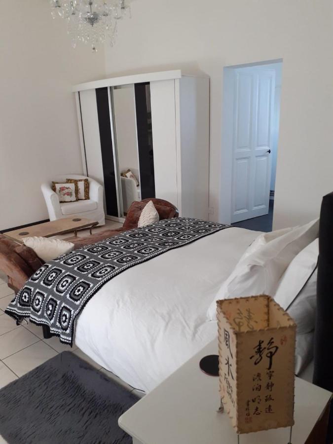 Oasis Master Suite Marconne Eksteriør bilde
