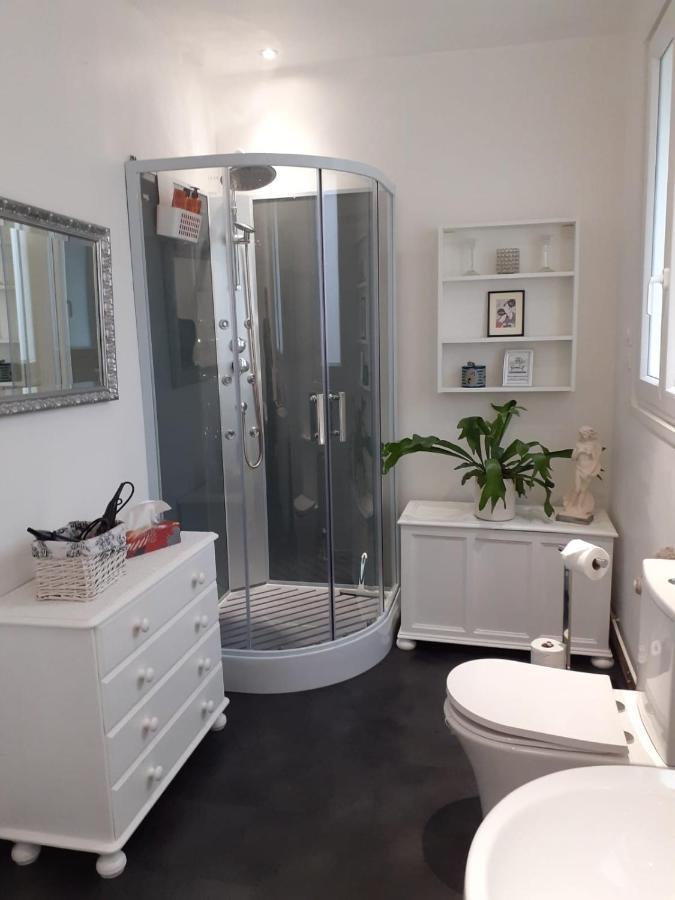 Oasis Master Suite Marconne Eksteriør bilde